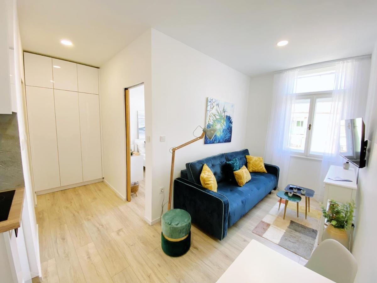 New Stylish & Modern Studio Apart - With Sea View Apartment พูลา ภายนอก รูปภาพ