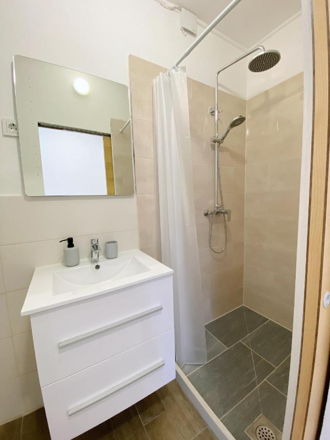New Stylish & Modern Studio Apart - With Sea View Apartment พูลา ภายนอก รูปภาพ